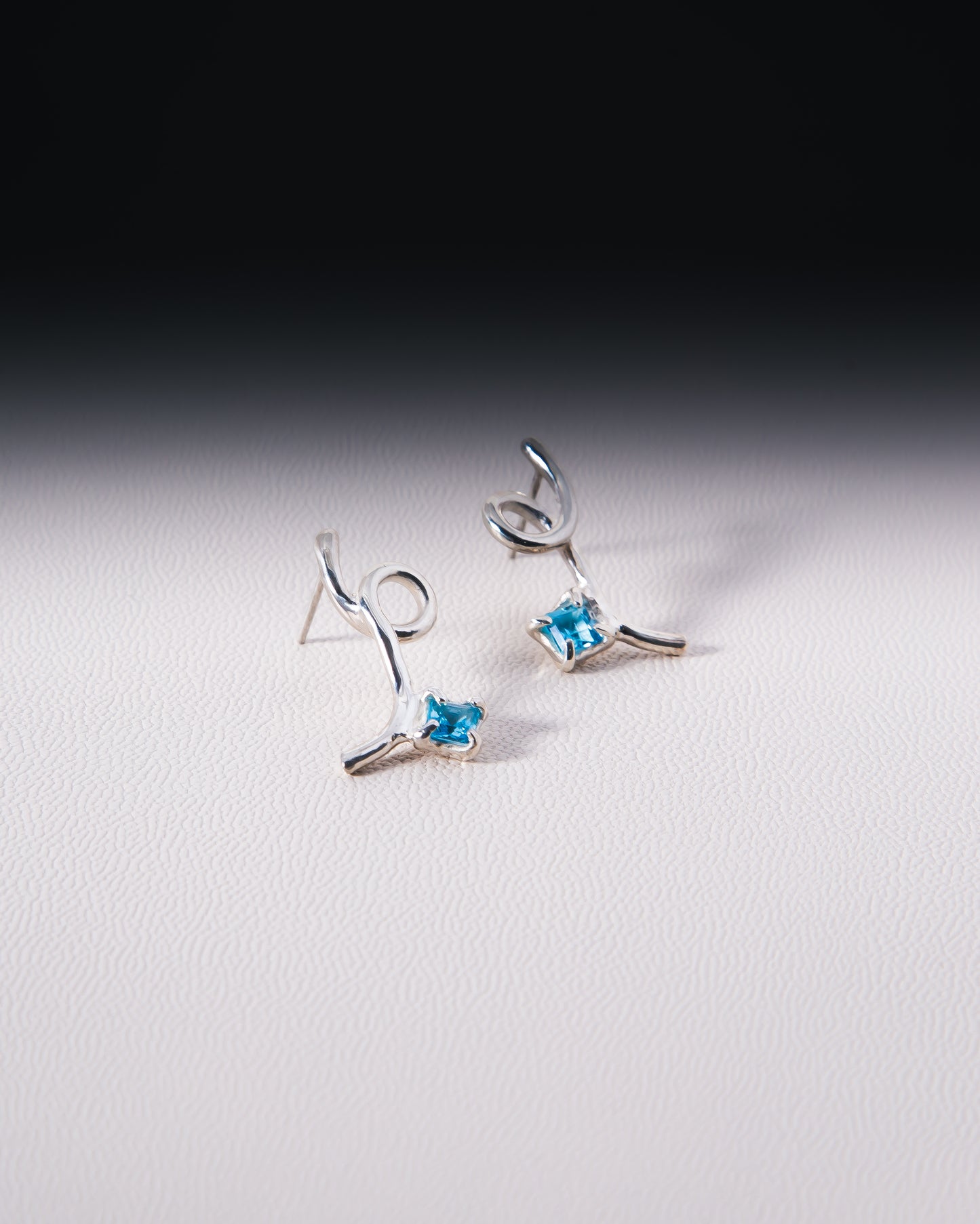 008 Bluet Earrings