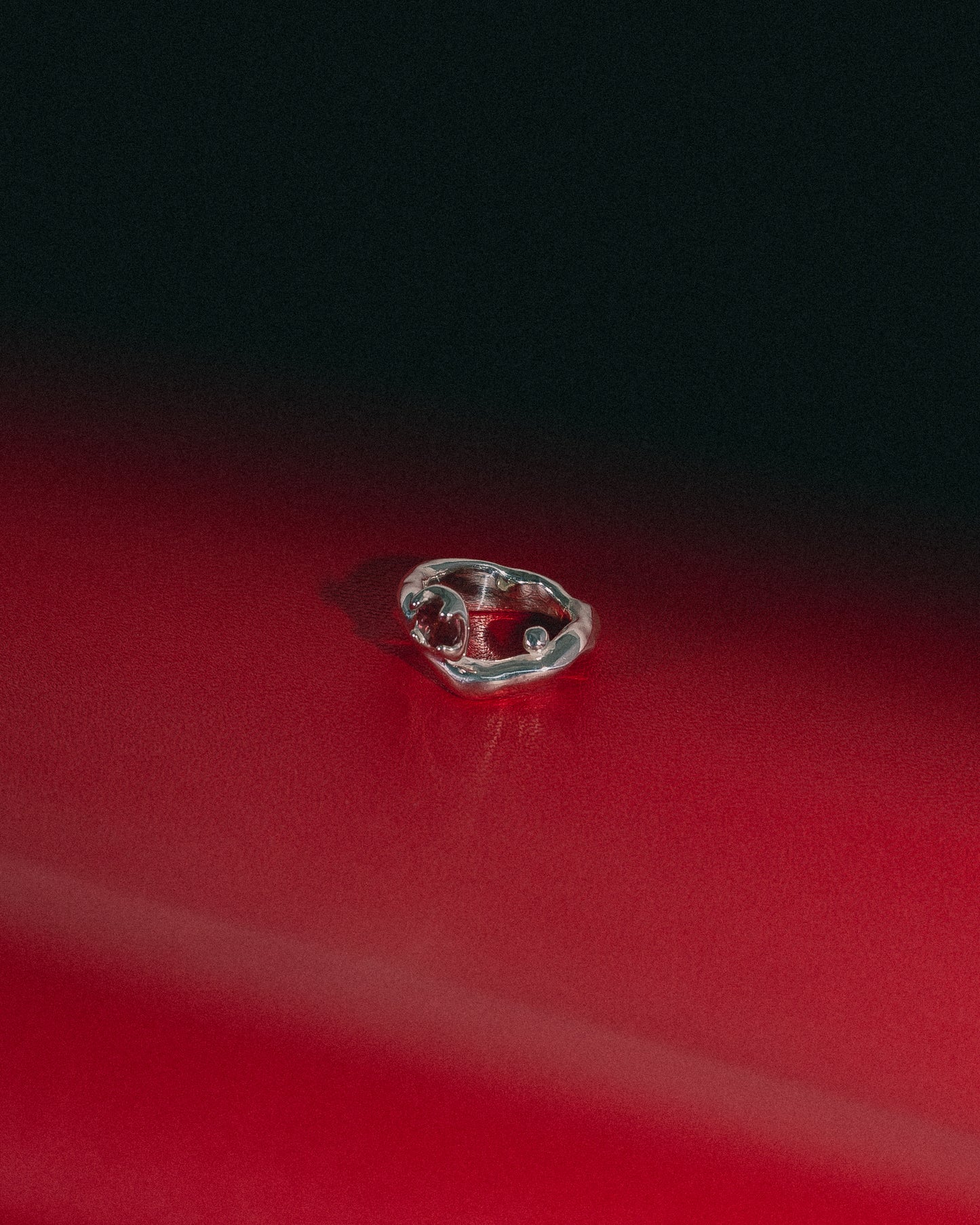 009 Scarlet Red Ring